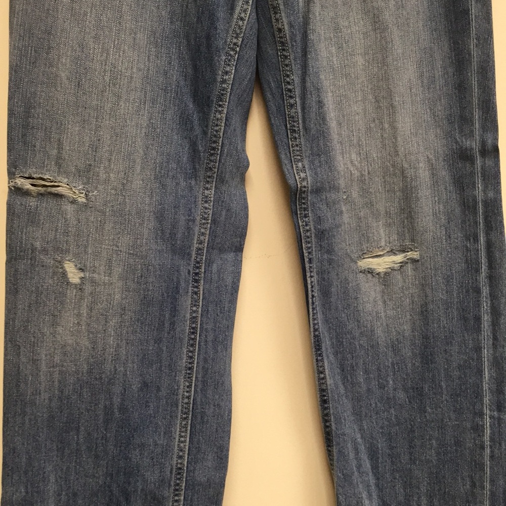 Old Navy Low Rise Distressed Jeans - Picture 4 of 6